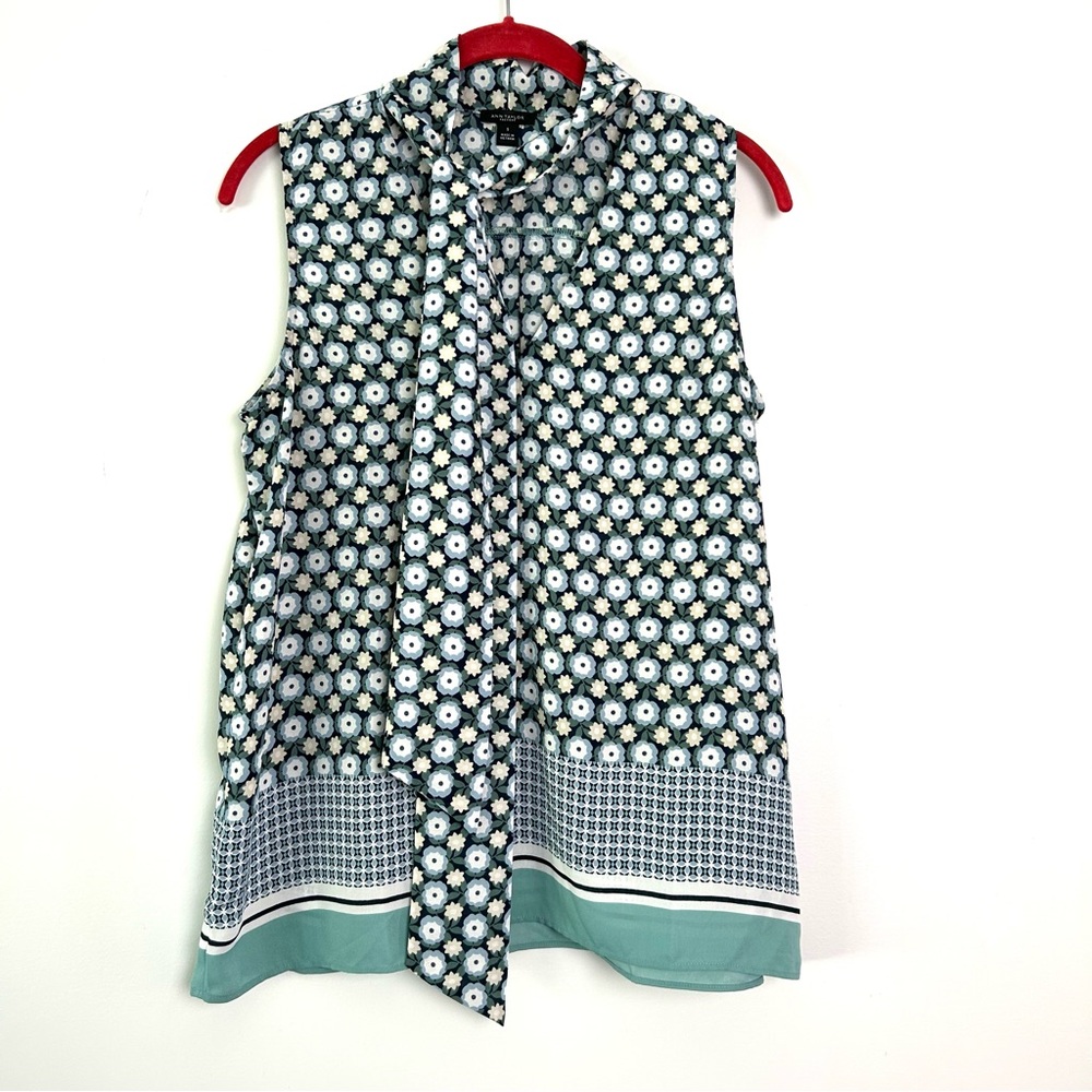 Ann Taylor Factory|Geometric Floral Sleeveless Blouse with Necktie sz small